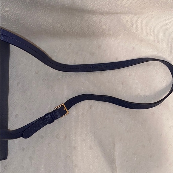 *SOLD* Kate Spade Hayes Street Isobel Crossbody - Picture 9 of 9